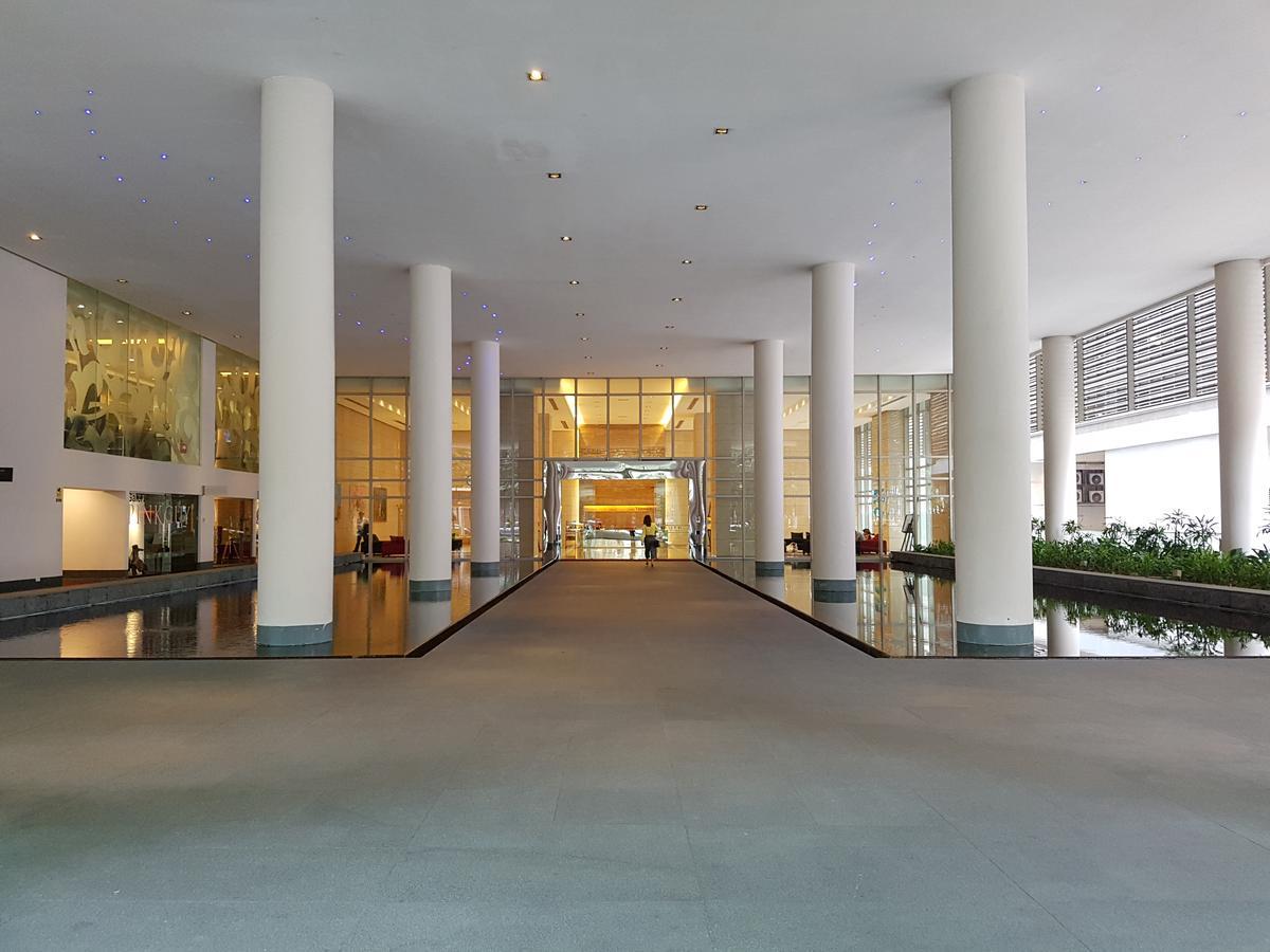 Mowu Suites At Klcc City Center Kuala Lumpur Exterior photo